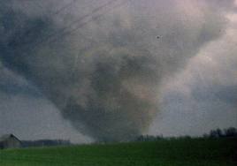 a photo of a tornado