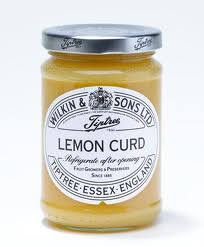 a photo of lemon curd.